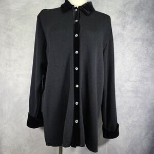 Vintage Express Tricot Sweater Womens Medium Black Velvet Collar Pearl Button 90